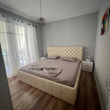 Sunny Retreat On The Apartman