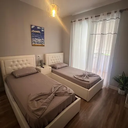 Sunny Retreat On The *